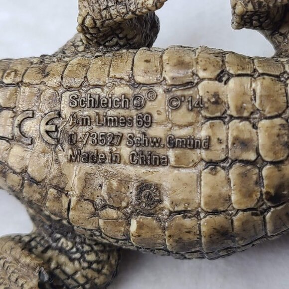 2014 Schleich Alligator Crocodile Collectible Toy Figure Movable Jaw 7" Retired - Picture 10 of 11